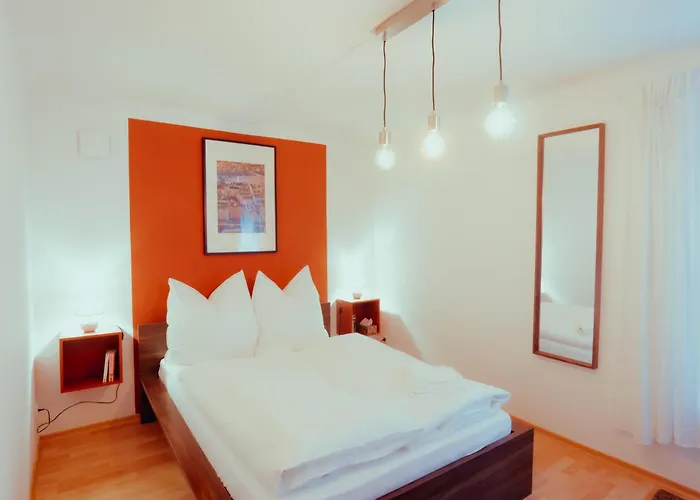 *zentrumsnahe Wohlfühl-2-zimmer-wohnung* Apartment